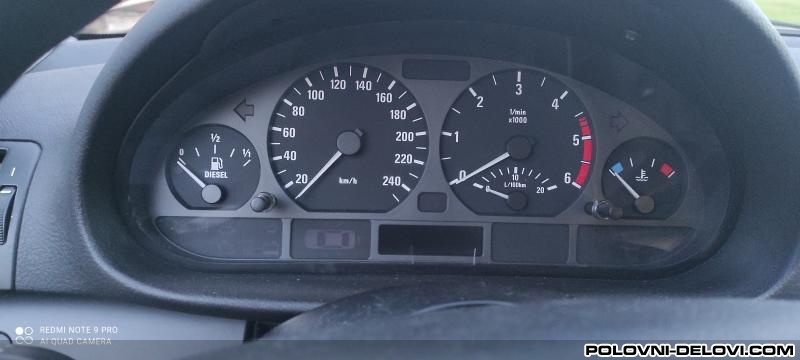 BMW  320 E 46 Enterijer
