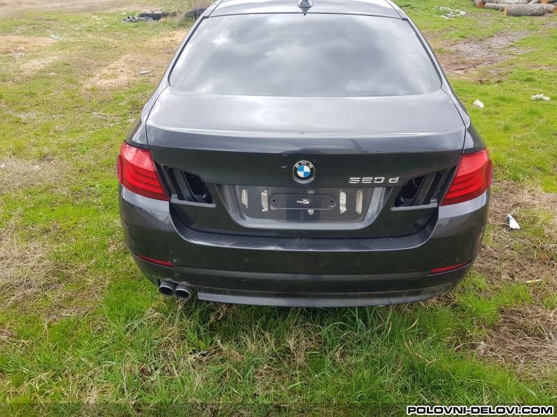 BMW  320  Kompletan Auto U Delovima