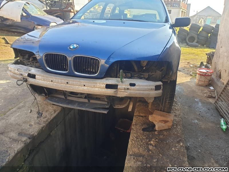 BMW  520 2.0 D Kompletan Auto U Delovima