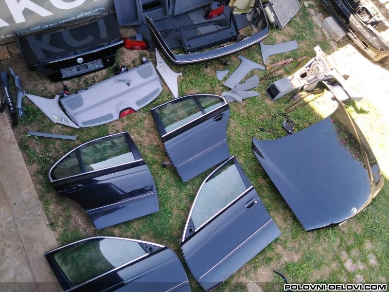 BMW  520 E39 Razni Delovi  Kompletan Auto U Delovima