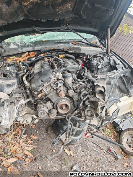 BMW  525 Benzin M54 CIC Kompletan Auto U Delovima