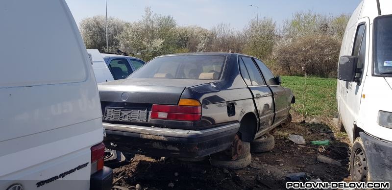 BMW  7  Kompletan Auto U Delovima