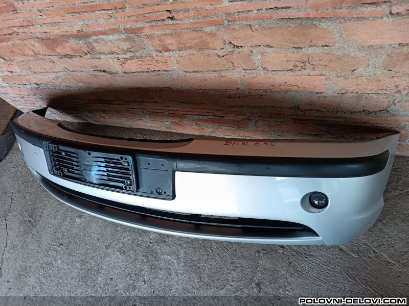 BMW E46 320D Prednji Branik Sivi Restyling 00-06 