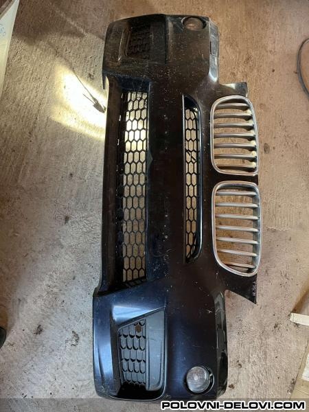 BMW  X3 Branik F25 Karoserija