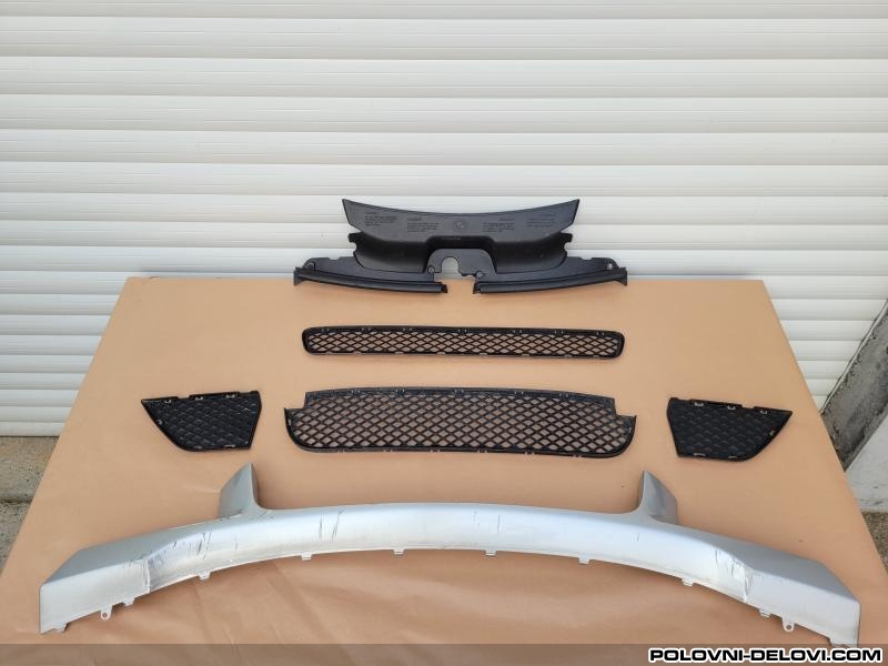 BMW  X3 E 83  Delovi Prednjeg Branika .Karoserija