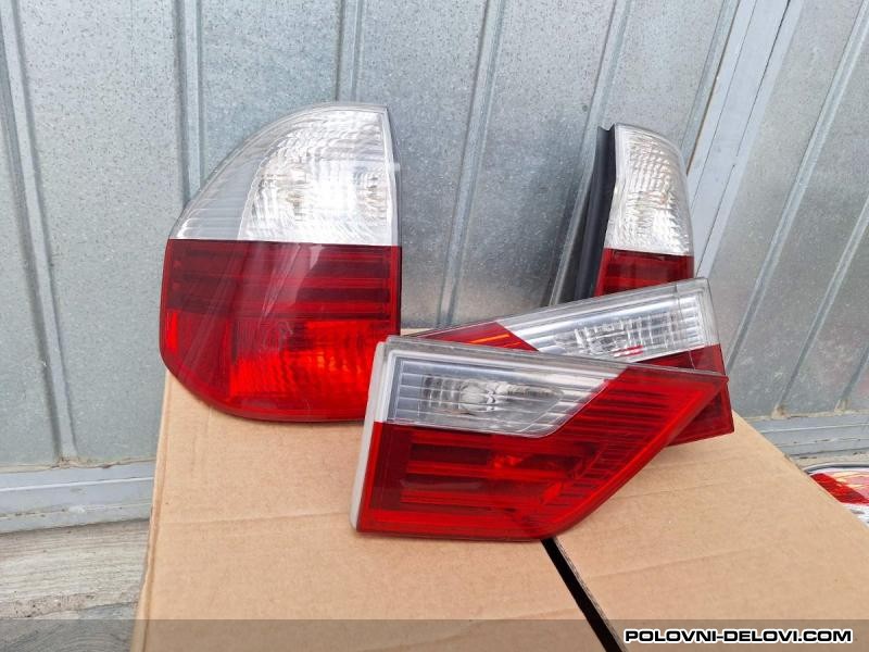 BMW  X3  Svetla I Signalizacija