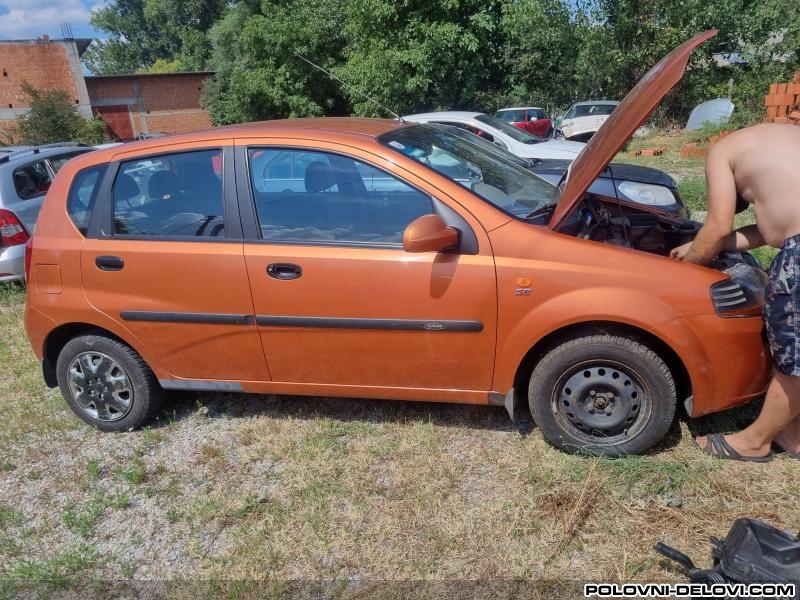 Chevrolet  Aveo 1.2b Kompletan Auto U Delovima