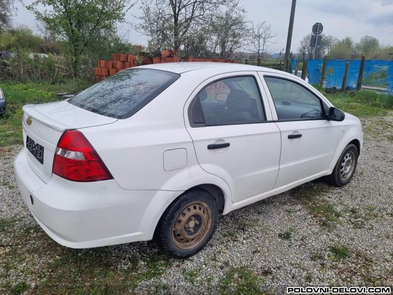 Chevrolet  Aveo 1.2b Kompletan Auto U Delovima