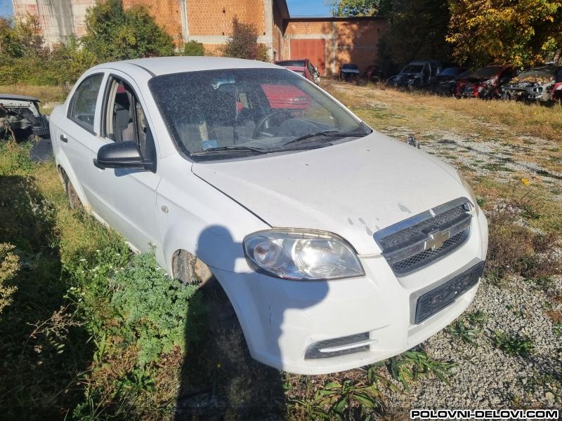 Chevrolet  Aveo 1.2b Kompletan Auto U Delovima