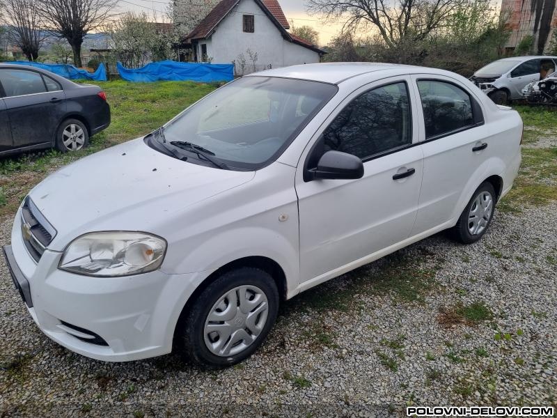 Chevrolet  Aveo 1.2b Kompletan Auto U Delovima