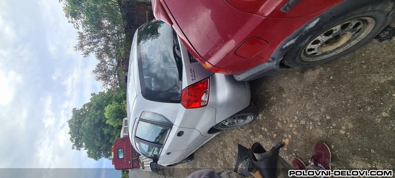 Chevrolet  Aveo Komplet Za Delove  Kompletan Auto U Delovima