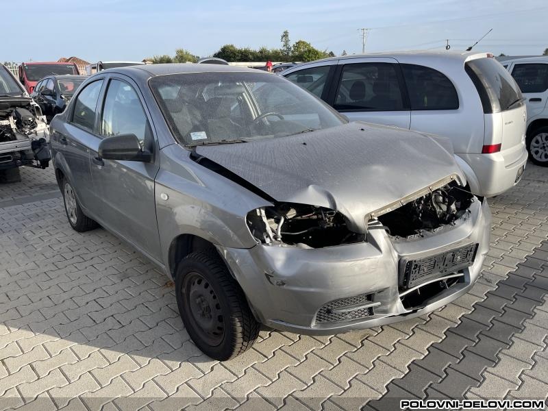 Chevrolet  Aveo  Kompletan Auto U Delovima