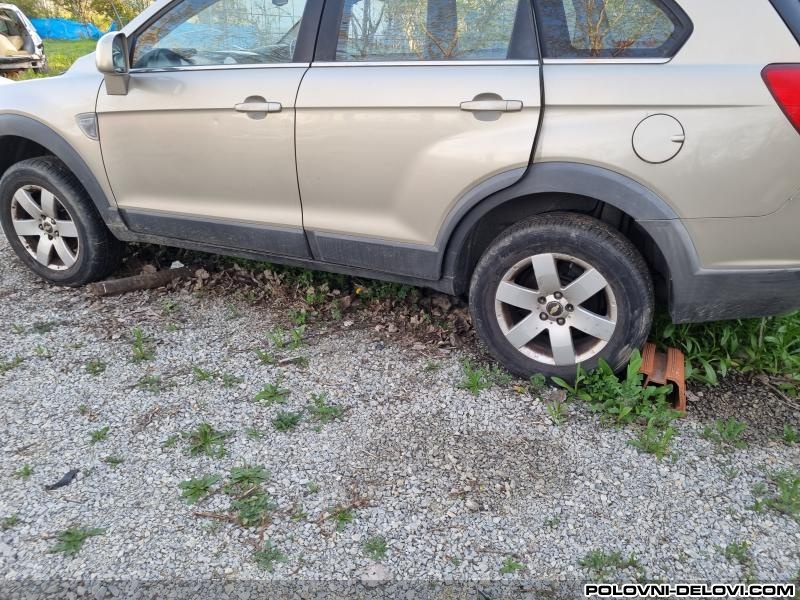 Chevrolet  Captiva 2.0 D 4x4 Automatik Kompletan Auto U Delovima