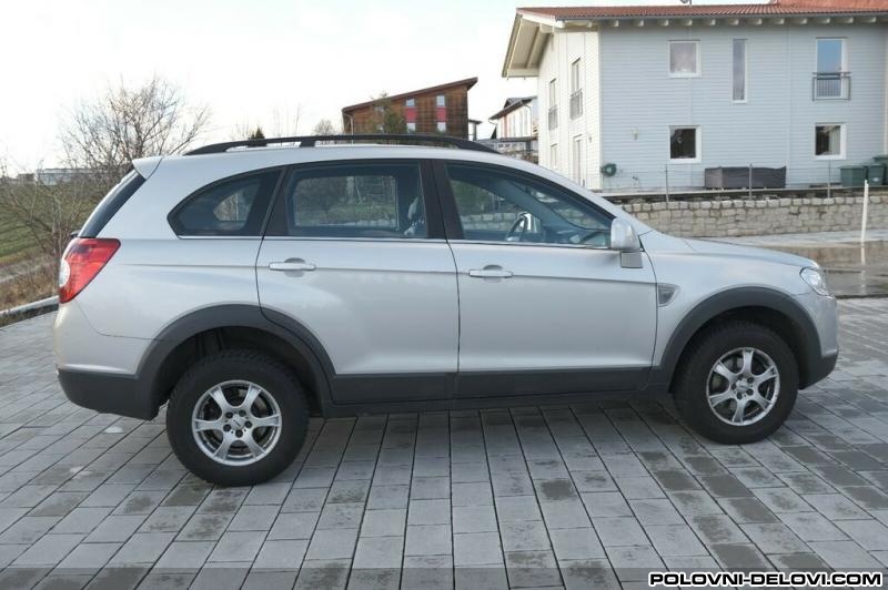 Chevrolet  Captiva 2.0d Kompletan Auto U Delovima