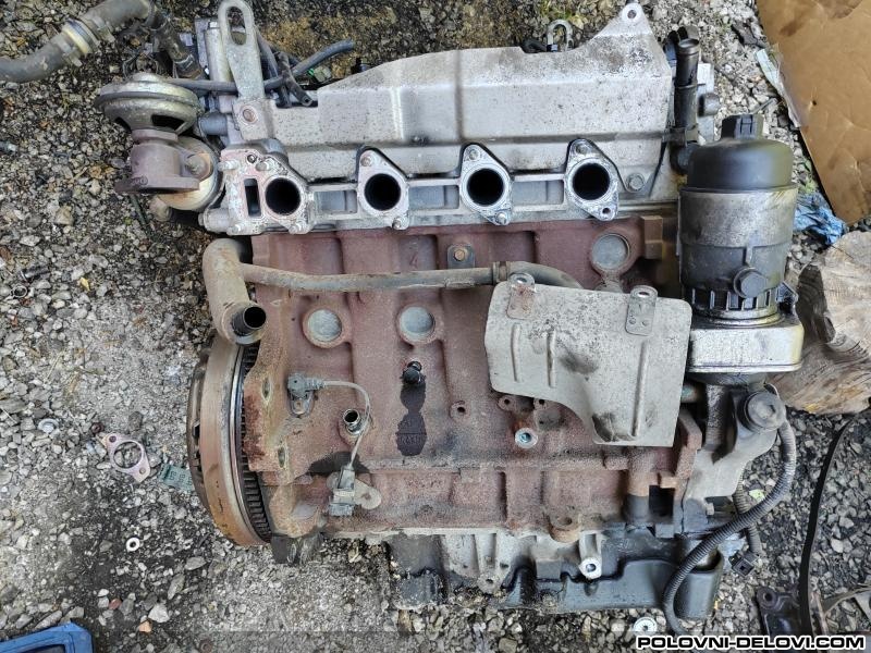 Chevrolet  Captiva 2.0vcdi Kompletan Auto U Delovima