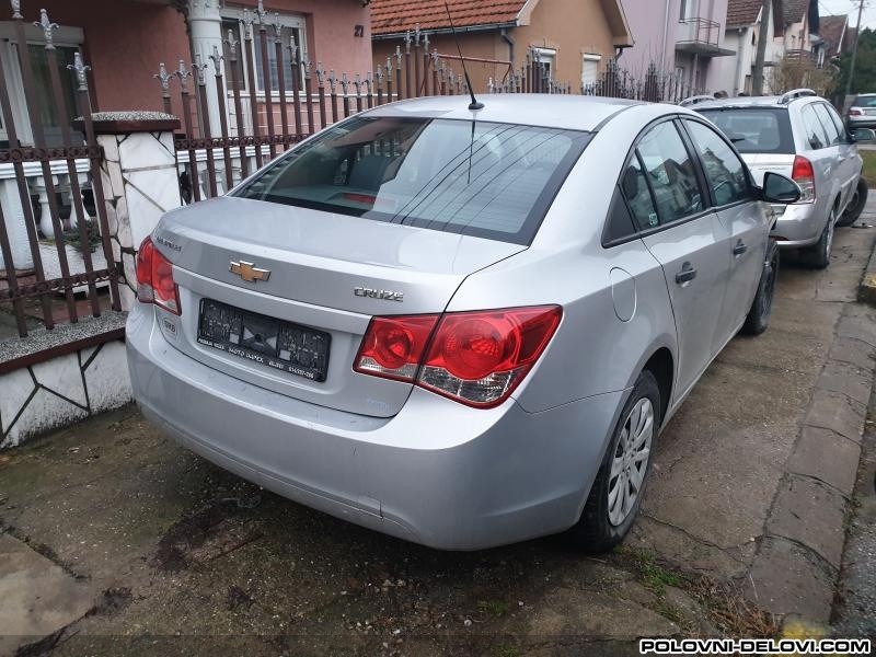 Chevrolet  Cruze 2.0VCDI Kompletan Auto U Delovima