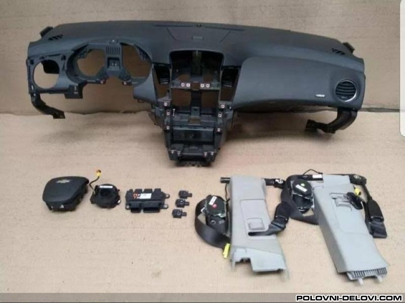 Chevrolet  Cruze Instrument Tabla Enterijer