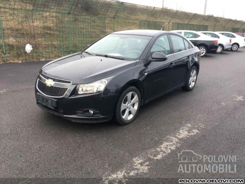 Chevrolet  Cruze  Kompletan Auto U Delovima