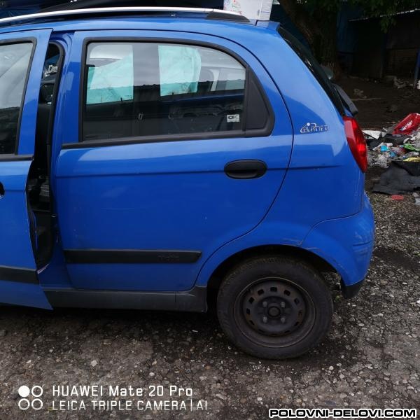 Chevrolet  Spark 0.8 Kompletan Auto U Delovima