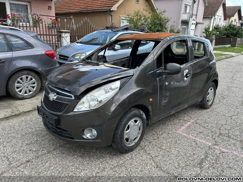 Chevrolet  Spark 1.0 Kompletan Auto U Delovima