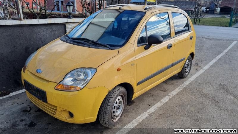 Chevrolet  Spark 800  Cm Kompletan Auto U Delovima