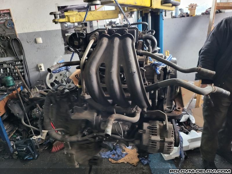 Chevrolet  Spark 800cm Kompletan Auto U Delovima