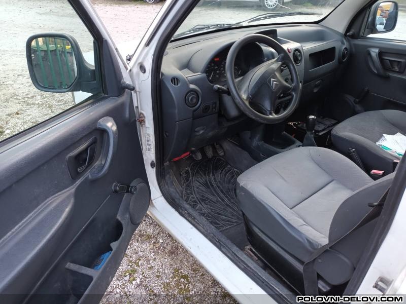 Citroen  Berlingo  Enterijer