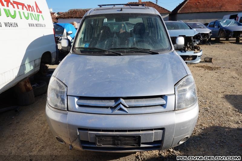 Citroen  Berlingo Panorama Delovi Kompletan Auto U Delovima