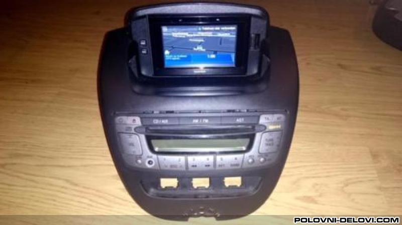 Citroen  C1 1.0 Benz Audio