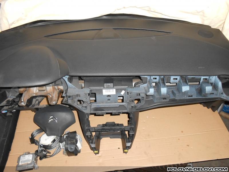 Citroen  C3  Enterijer