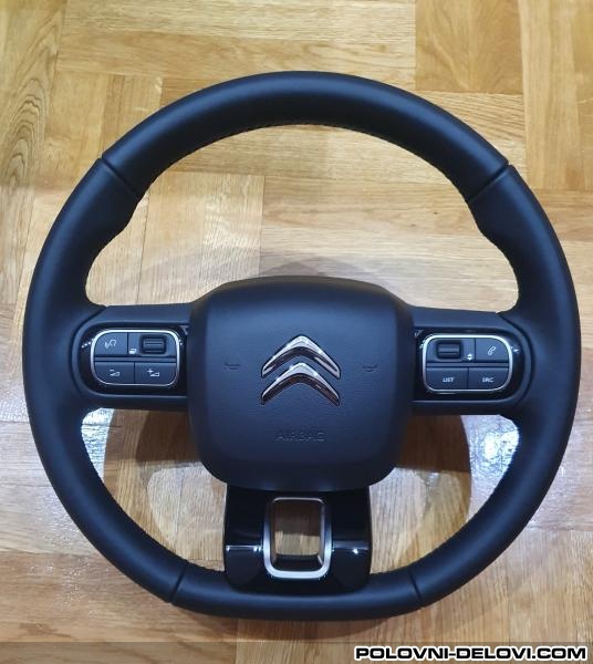 Citroen C3  MK3 VOLAN KOZNI SA KOMANDAMA