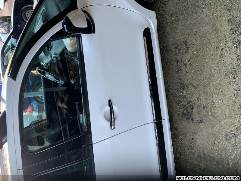 Citroen  C3 Picasso Prednja Desna Vrata Karoserija
