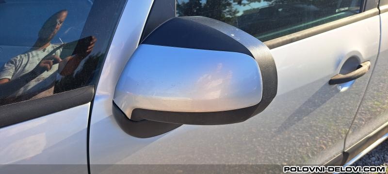 Citroen  C3 Picasso Retrovizori Razni Delovi