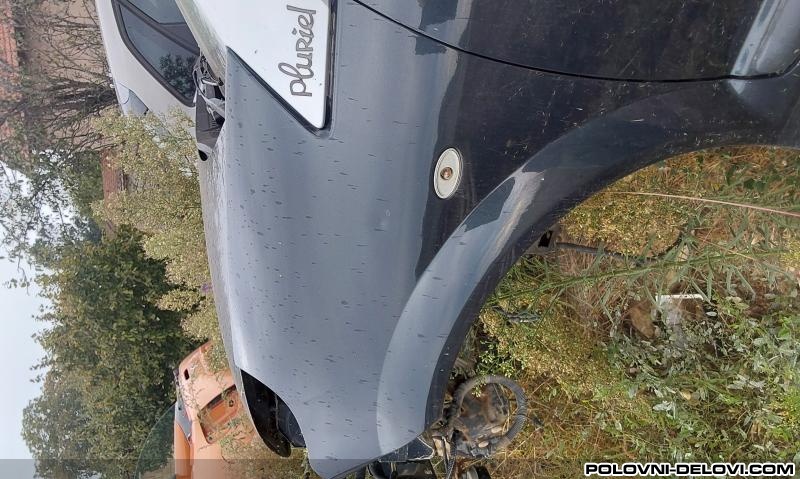 Citroen  C3 Plurier  Karoserija