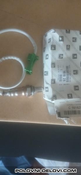 Citroen  C4 2.0 Benzin Kompletan Auto U Delovima