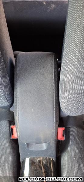 Citroen  C4 Cactus 1.2  Enterijer