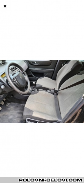 Citroen  C4  Enterijer
