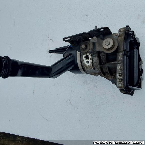 Citroen  C4 Grand Picasso  Razni Delovi