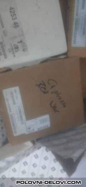 Citroen  C4 Hdi Kompletan Auto U Delovima