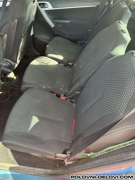 Citroen  C4 Picasso  Enterijer