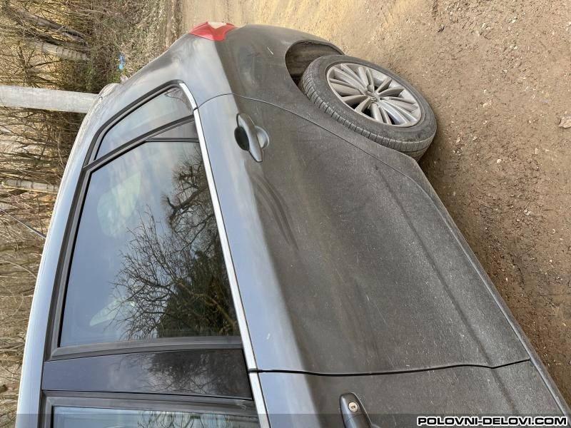 Citroen  C4 Zadnja Leva Vrata Karoserija