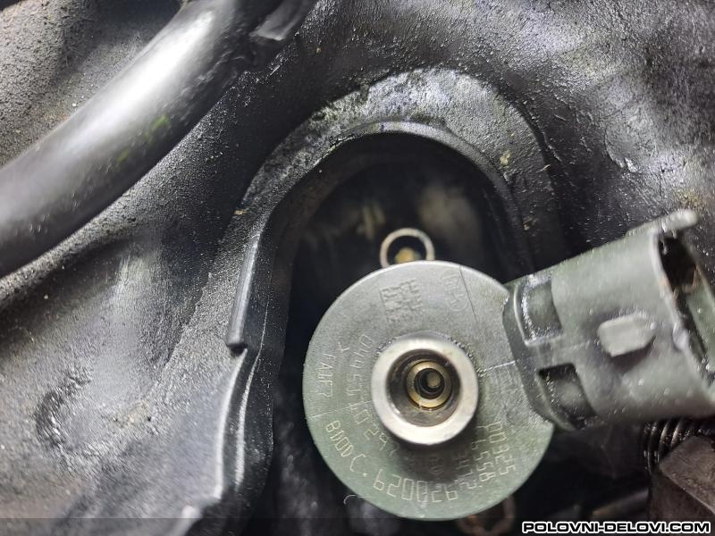Citroen  C5 1.6 HDI Motor I Delovi Motora
