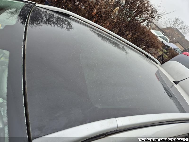 Citroen  C5 2.0hdi  Stakla