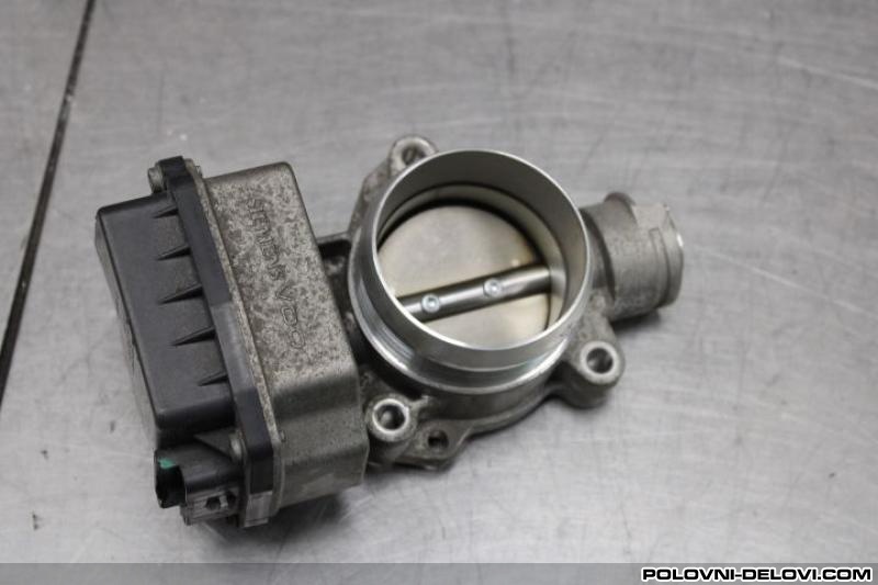 Citroen  C5 Klapna Gasa  Motor I Delovi Motora