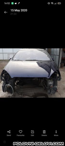 Citroen  C5  Kompletan Auto U Delovima