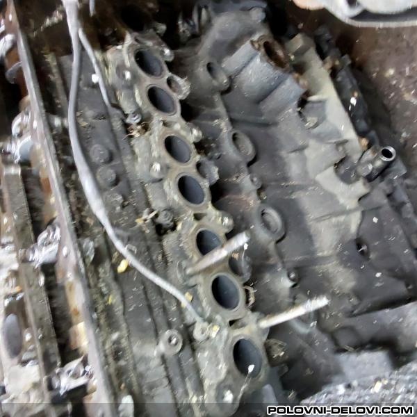 Citroen  C5  Motor I Delovi Motora