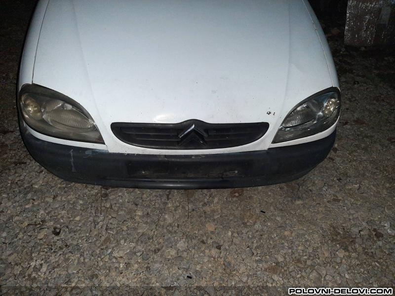 Citroen  Saxo 1.5 Kompletan Auto U Delovima