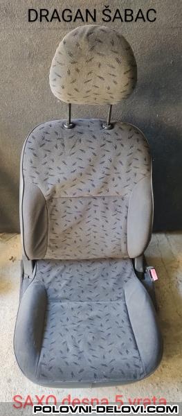 Citroen  Saxo Sediste  Enterijer
