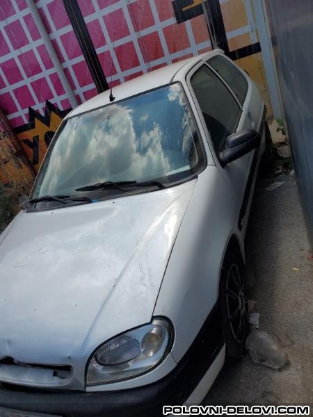 Citroen  Saxo  Stakla
