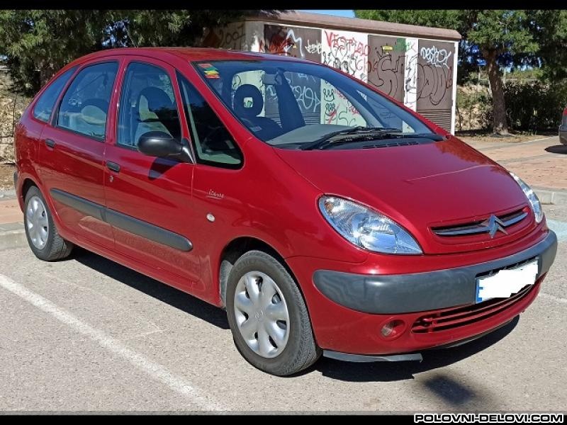 Citroen  Xsara Picasso 1.8 Benzin Kompletan Auto U Delovima